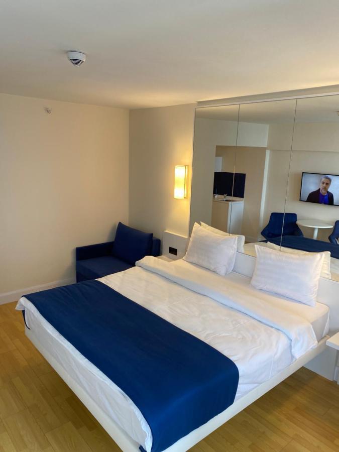 Orbi City Aparthotel Batumi Bagian luar foto