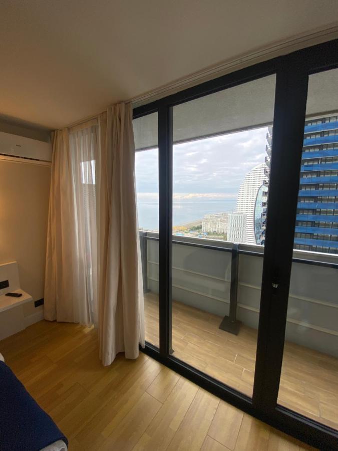 Orbi City Aparthotel Batumi Bagian luar foto