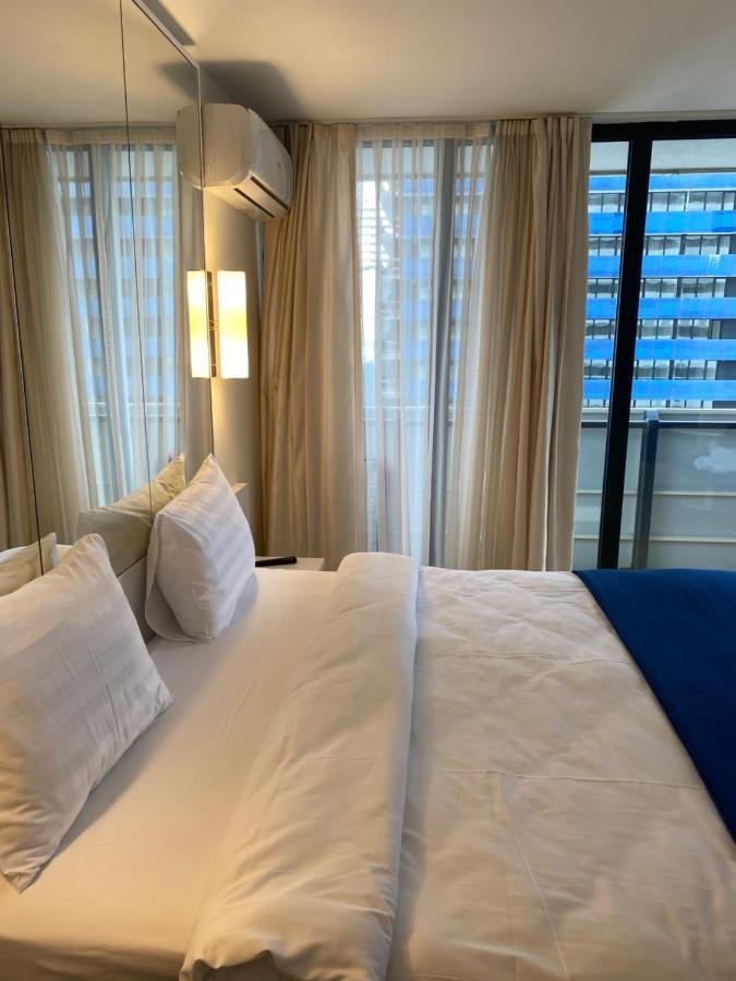Orbi City Aparthotel Batumi Bagian luar foto