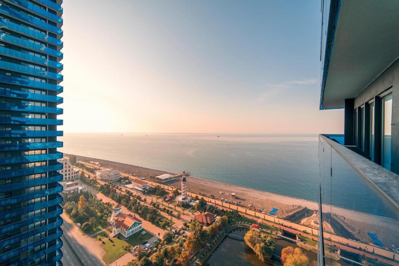 Orbi City Aparthotel Batumi Bagian luar foto