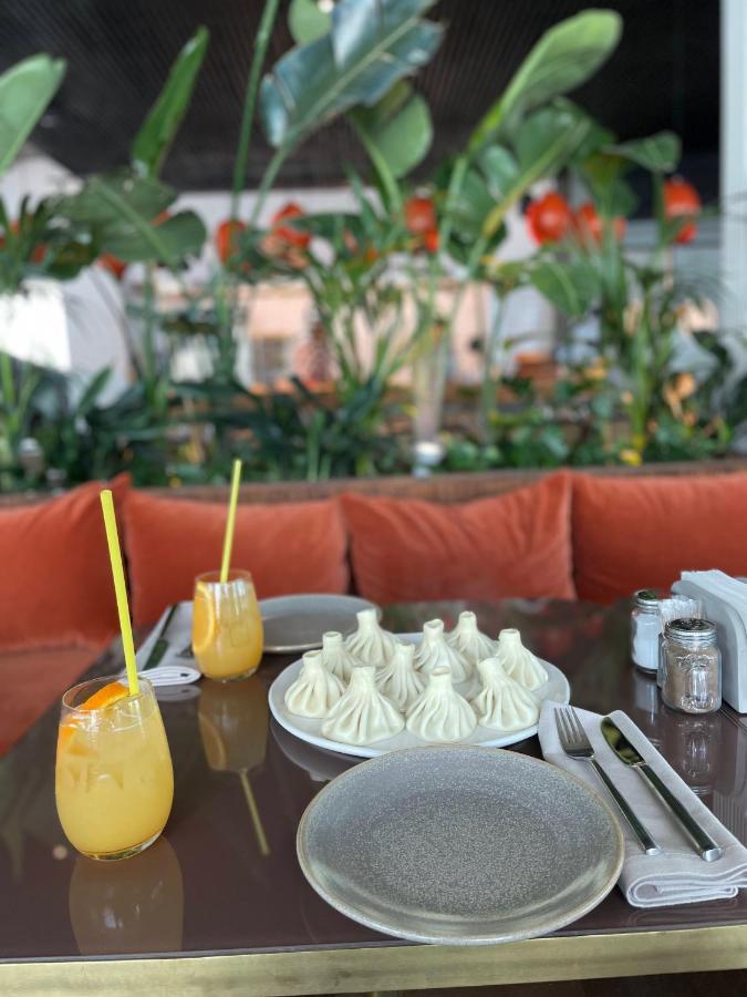 Orbi City Aparthotel Batumi Bagian luar foto