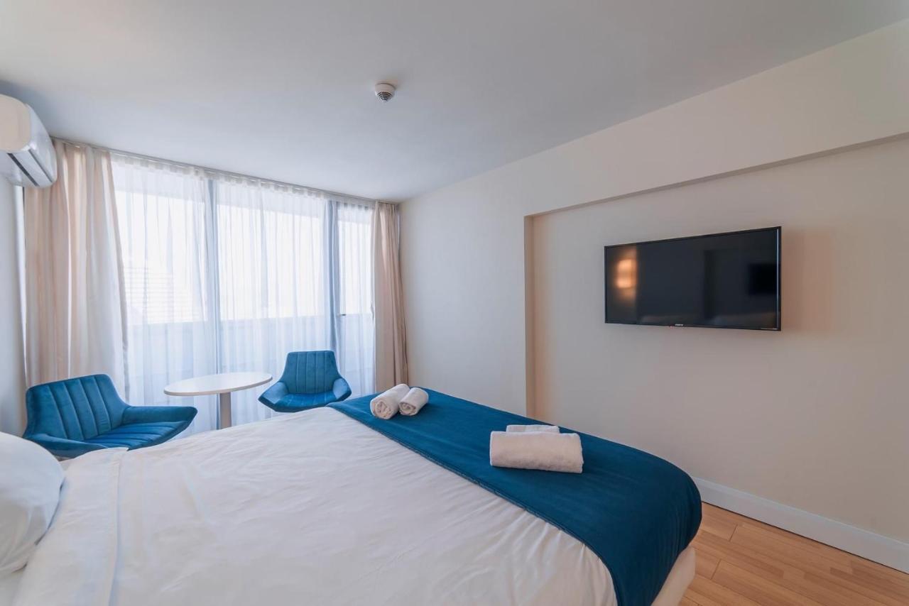 Orbi City Aparthotel Batumi Bagian luar foto