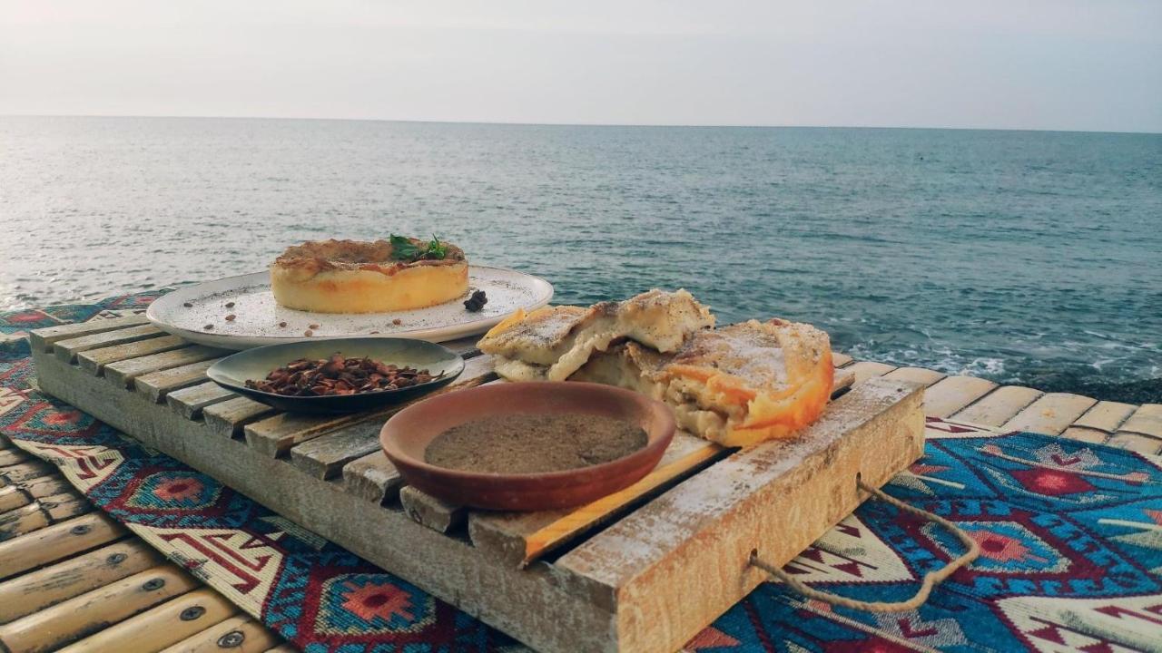 Orbi City Aparthotel Batumi Bagian luar foto