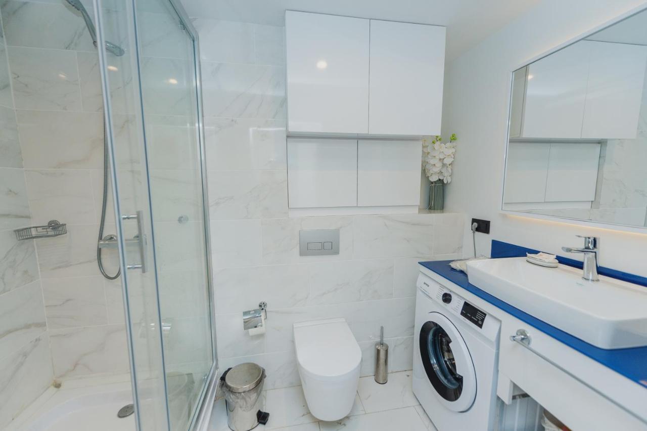 Orbi City Aparthotel Batumi Bagian luar foto