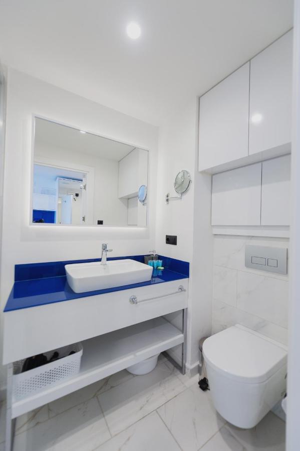 Orbi City Aparthotel Batumi Bagian luar foto